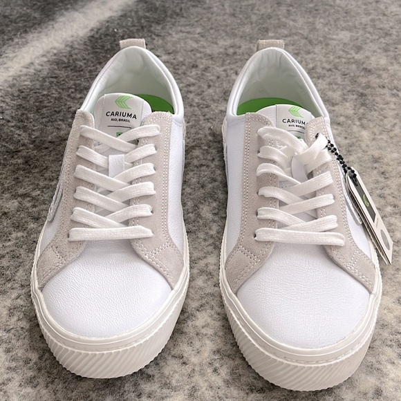 Cariuma Men’s CATIBA Low Off White Leather & Ice Suede Sneaker - Picture 3 of 11